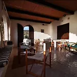 Dammusi A-mare * Pantelleria