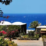 Dammusi A-mare Pantelleria
